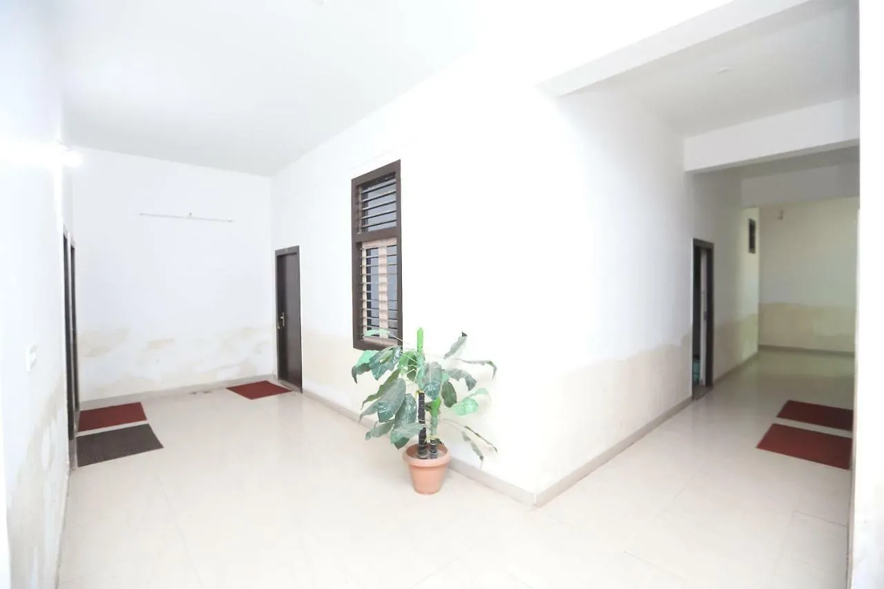 Oyo 36709 Hotel Kaydee Agra  3*, Agra (Uttar Pradesh)